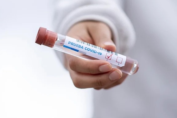 Brasil tem 6,57 milhões de casos e 176,6 mil mortes por Covid