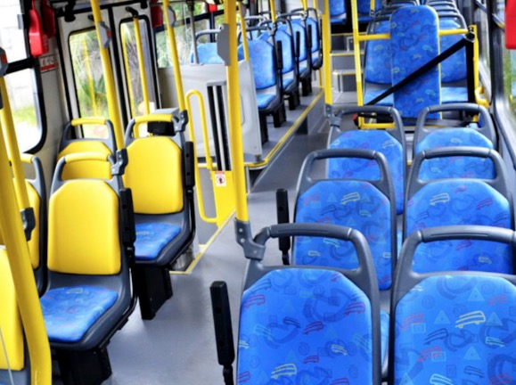 Gratuidade no transporte público é suspensa para idosos em São Paulo