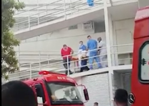 Uma pessoa morreu e outras ficaram feridas em incêndio do hospital no RJ