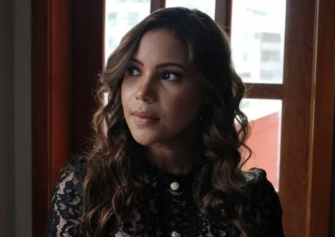 Cantora gospel Amanda Wanessa e família sofrem acidente grave em Pernambuco