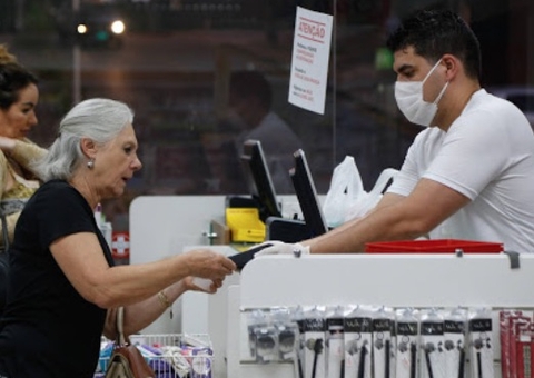 Covid-19: Anvisa divulga novas orientações para farmácias e drogarias