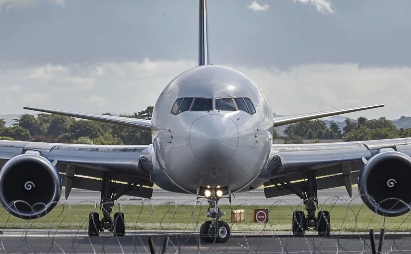 Brasil negocia aviões para ir à Índia para buscar vacinas de Oxford