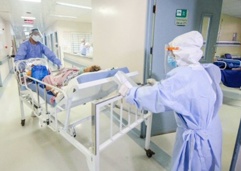 No Brasil, mais de 40 mil enfermeiros foram infectados pela Covid-19   