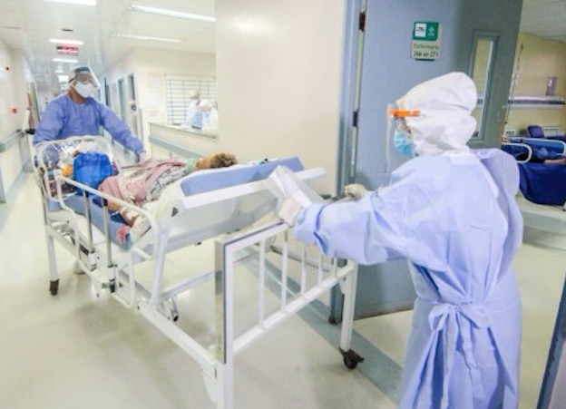 No Brasil, mais de 40 mil enfermeiros foram infectados pela Covid-19   