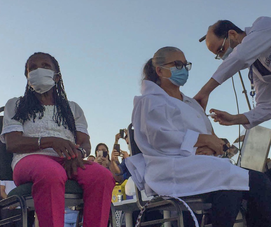 Coronavírus: 10 estados já iniciaram vacinação 