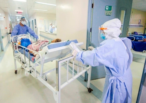 Covid-19: mortes somam 227.563 mil e casos chegam a 9,3 milhões