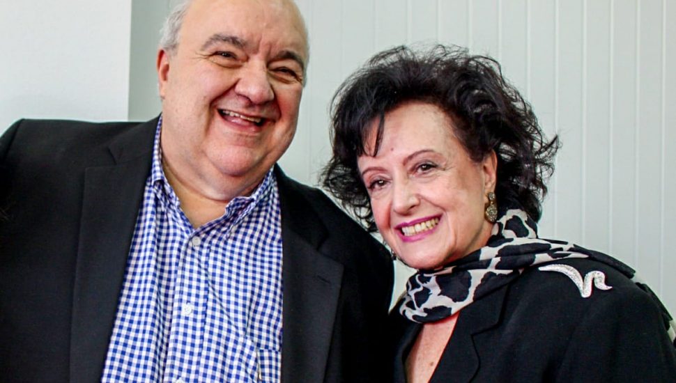 Prefeito de Curitiba e esposa são internados com Covid-19