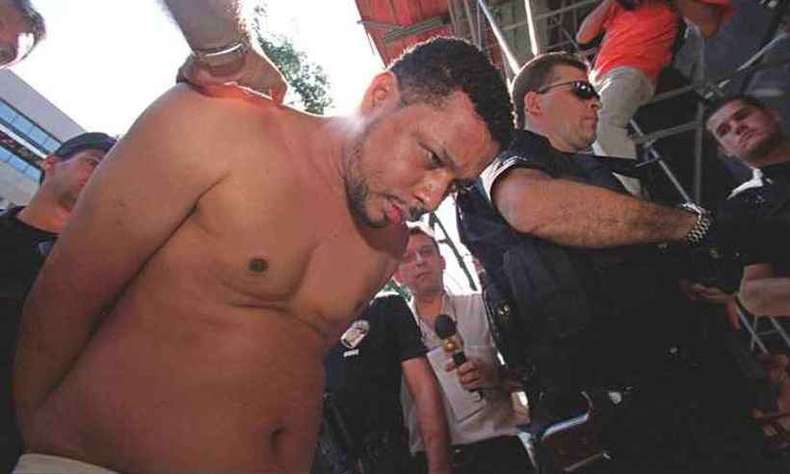 Cartas são encontradas na cela de Elias Maluco, morto por asfixia