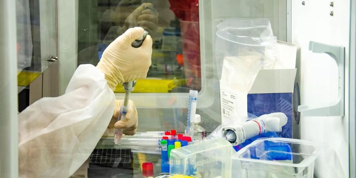 Fiocruz vai pedir registro definitivo da vacina de Oxford nesta semana