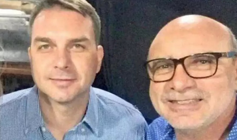 MP pede perda de mandato de Flávio Bolsonaro, se condenado por rachadinha