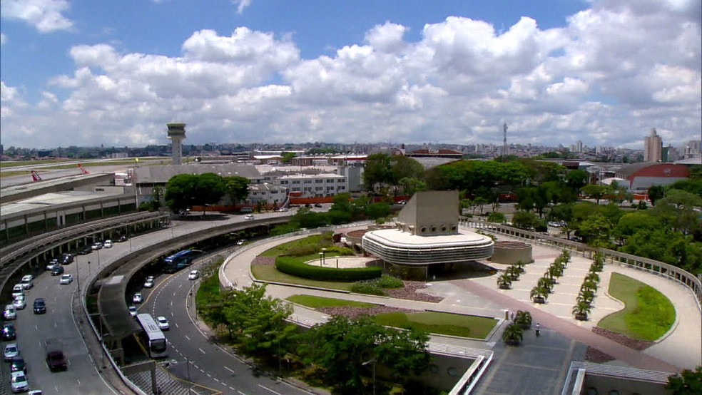 Funcionários da Infraero e empresários são alvos de operação da PF