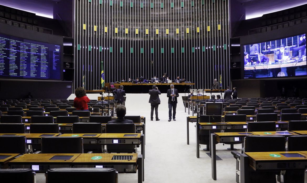 Senado aprova que preconceito racial e sexual sirva como agravante em crime