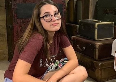 Exército cancela registros de armas do pai da adolescente que matou Isabele