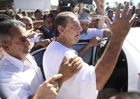 Internado, João de Deus apresenta melhora mas segue sem previsão de alta