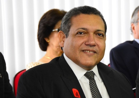 Posse de Kassio Nunes Marques no STF é marcada para novembro
