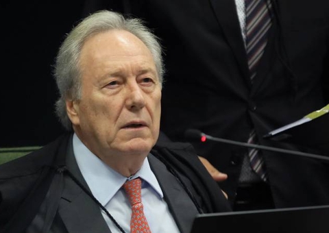 STF nega pedido de afastamento de Pazuello