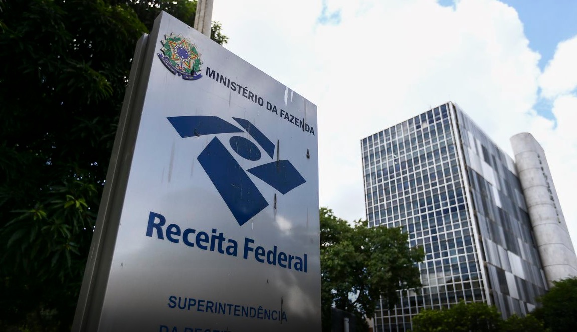 Receita Federal vai monitorar padrão econômico de maiores contribuintes 
