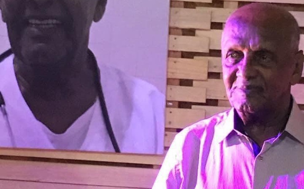 Médico escolhido para ser primeiro vacinado morre horas antes de imunização