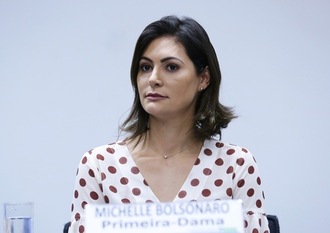 Michelle Bolsonaro depõe em inquérito sobre ofensas contra ela na internet