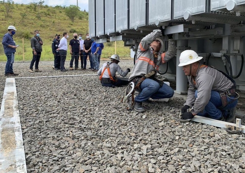 Após apagão, transformador reserva é enviado a Macapá