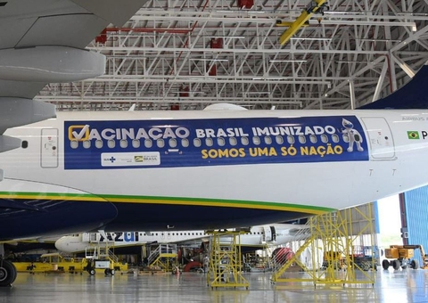 Ministro: não há prazo para chegada de insumos e vacinas da Índia e China