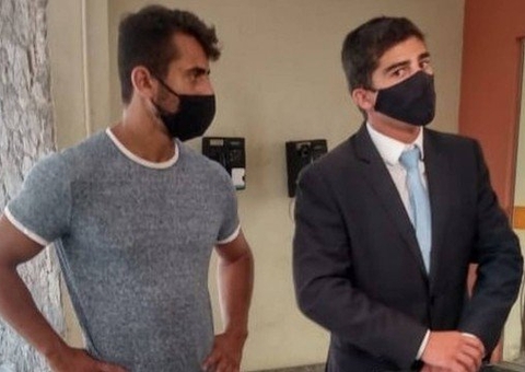 Dono de conversível que se envolveu em barraco no Leblon presta queixa