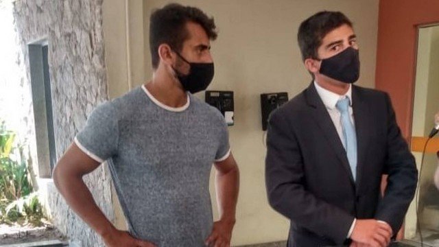 Dono de conversível que se envolveu em barraco no Leblon presta queixa