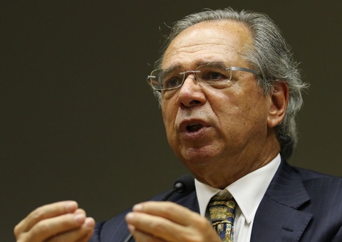 Guedes diz que privatização do SUS jamais esteve sob análise 