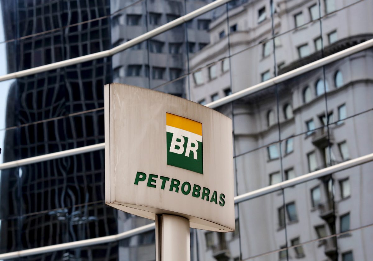 PF faz operação que mira esquema envolvendo alto escalão da Petrobras 