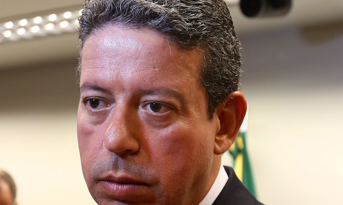 Após ser eleito, Arthur Lira anula votação para cargos da mesa da Câmara