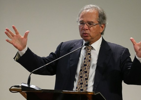 Governo pode antecipar 13° de aposentados após fim do auxílio emergencial