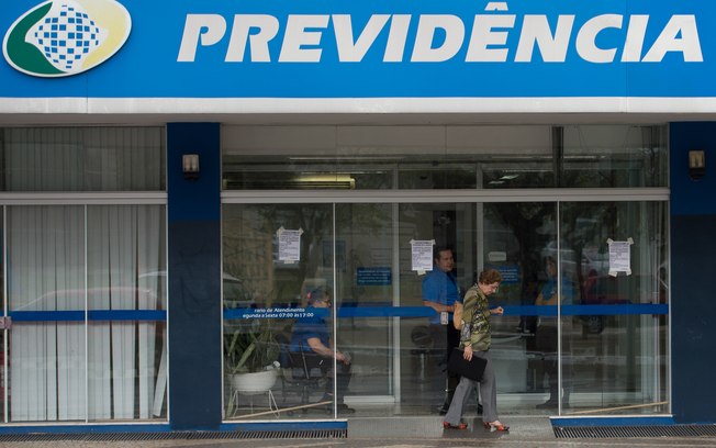 INSS tem mais de 1,7 milhão de pedidos de benefícios na fila