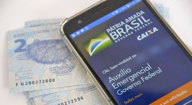 Caixa libera saque do auxílio emergencial nesta quinta; saiba mais
