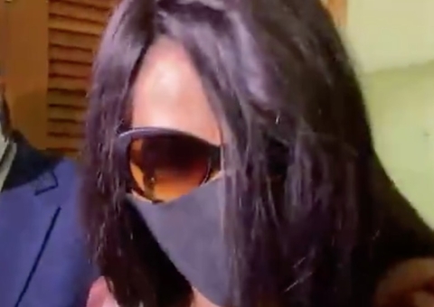 Flordelis diz em audiência que não mandou matar marido: 'Jamais faria isso'