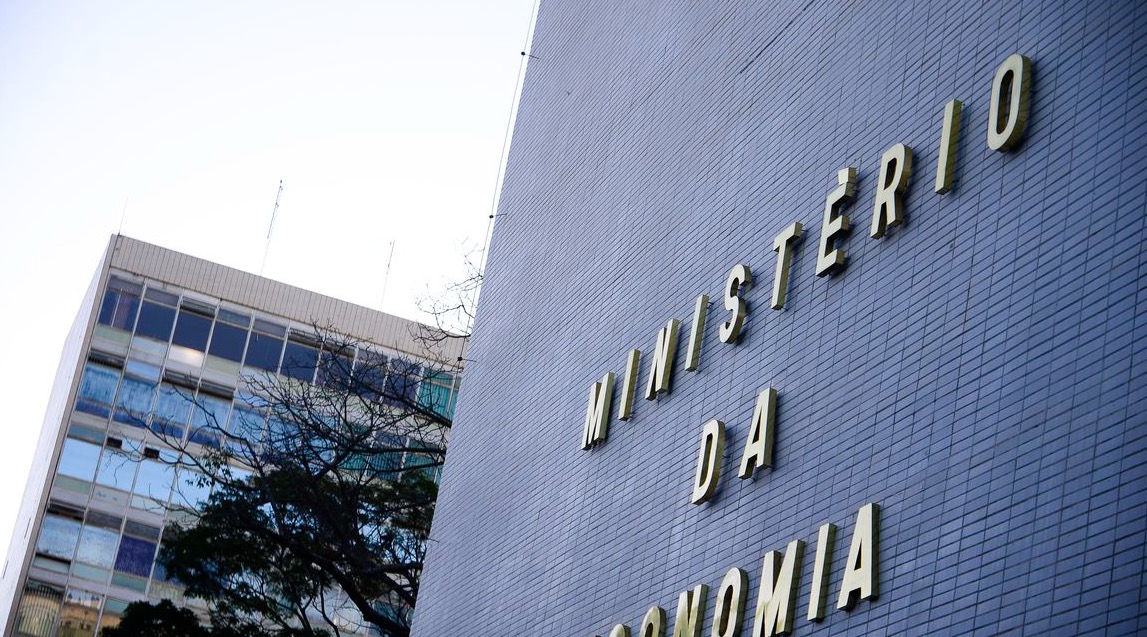 Usuários podem assinar documentos federais por meio eletrônico