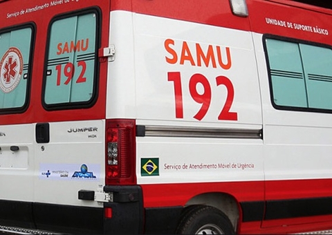 Mulher é atropelada pelo próprio carro quando fotografava igreja