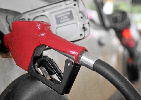 Gasolina sobe 5% a partir desta terça-feira