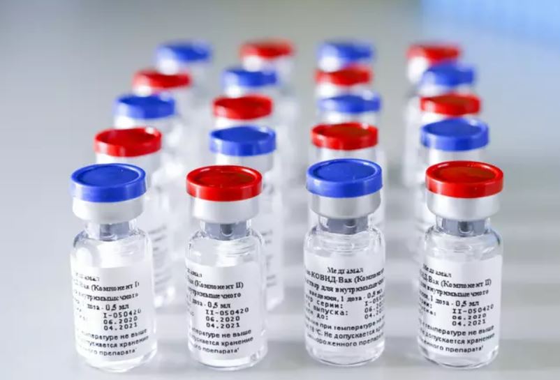 Após rejeição, Rússia diz que enviará novos dados da Sputnik V à Anvisa