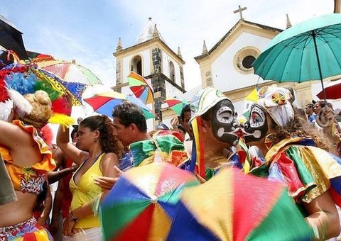Carnaval em Pernambuco é suspenso devido ao aumento de casos de Covid-19 