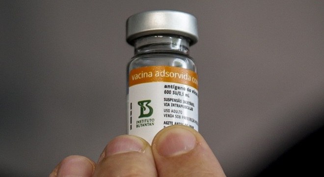 Pedido de registro da CoronaVac será apresentado à Anvisa nesta quarta