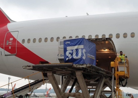 Insumos para produção de vacina da Oxford chegam ao Brasil só em fevereiro