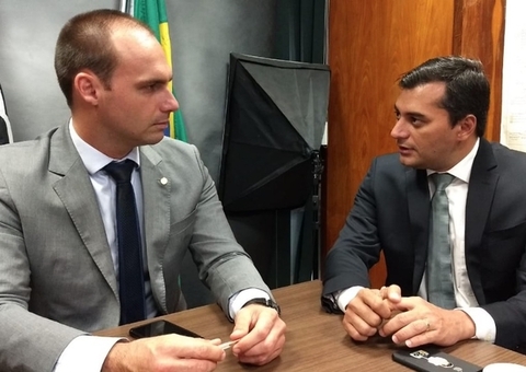 ‘Poder emana do povo’ diz Eduardo Bolsonaro em apoio a protestos em Manaus