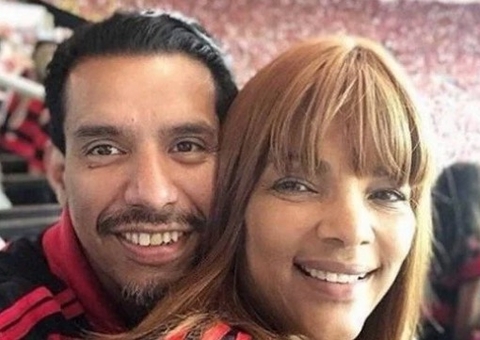 Flordelis faz declaração para marido assassinado: 'sinto sua falta'