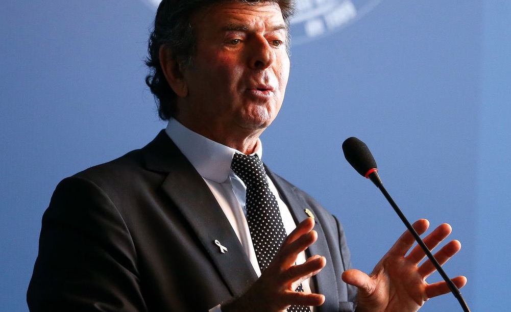 Luiz Fux toma posse da presidência do STF