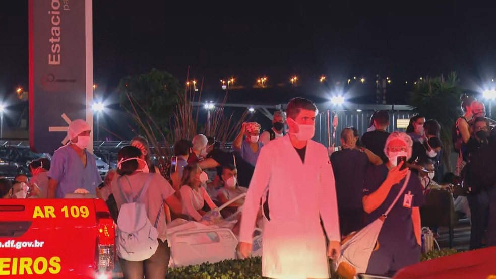 Incêndio causa pânico em hospital e pacientes são retirados às pressas