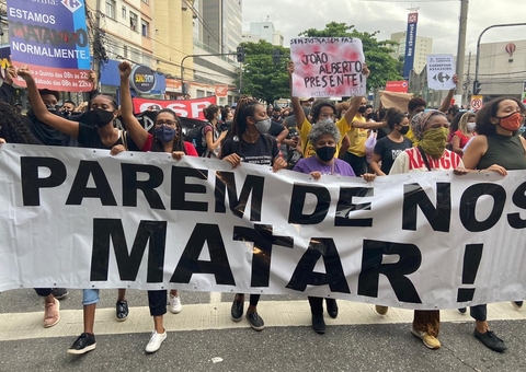 Manifestantes voltam às ruas em protesto contra morte de homem no Carrefour