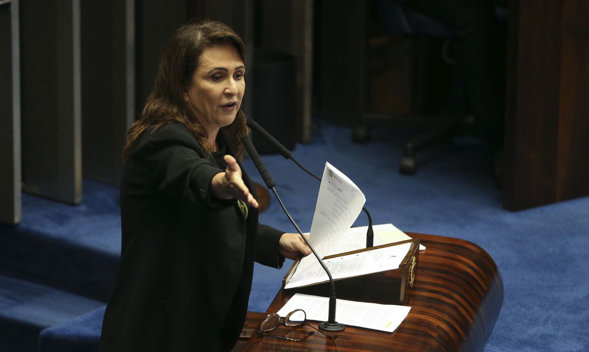 Senadora Kátia Abreu é internada com Covid-19