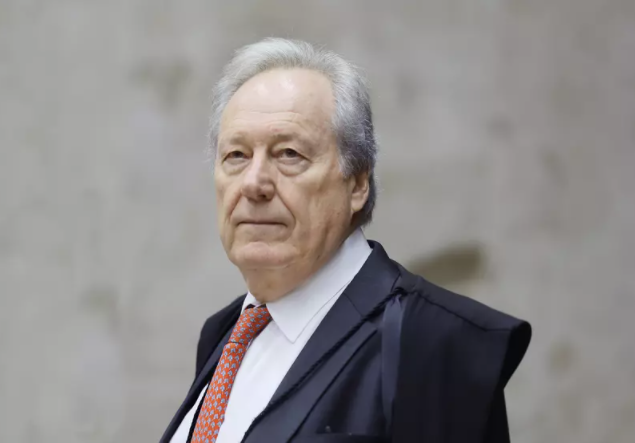 Covid-19: Governo tem 48 horas para informar início da vacinação no Brasil