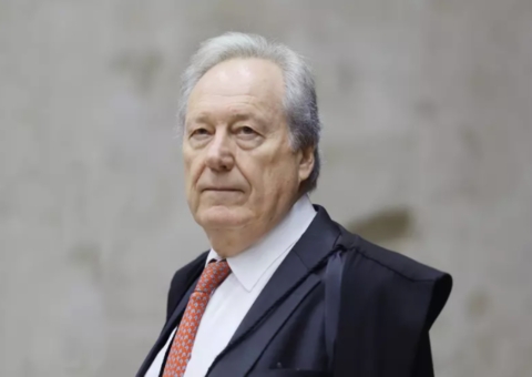 Covid-19: Governo tem 48 horas para informar início da vacinação no Brasil