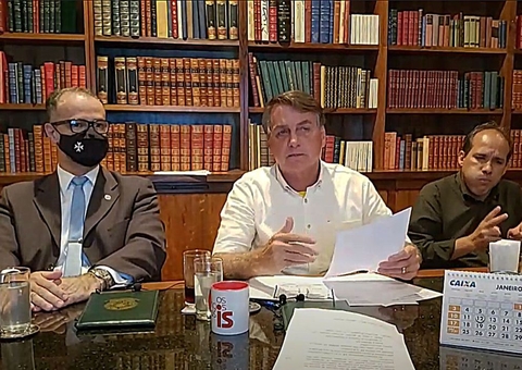 Bolsonaro convoca reunião para discutir preço dos combustíveis